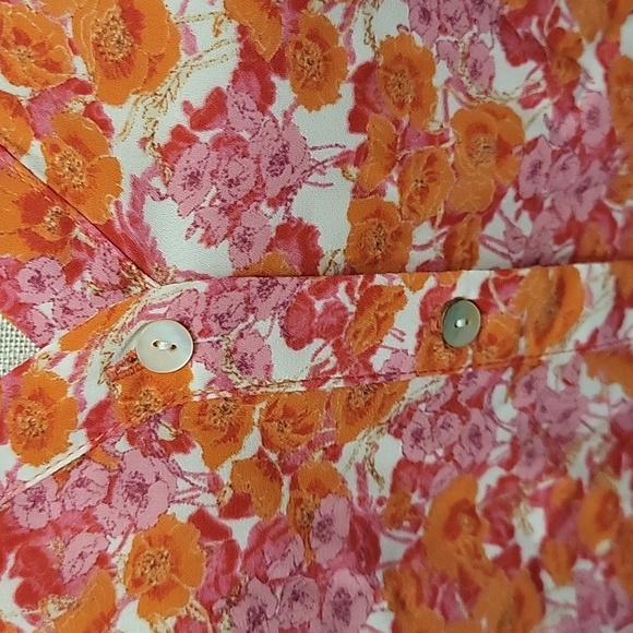 Cynthia Rowley pink orange red white floral top button front Vneck Short slv S … - Picture 3 of 8